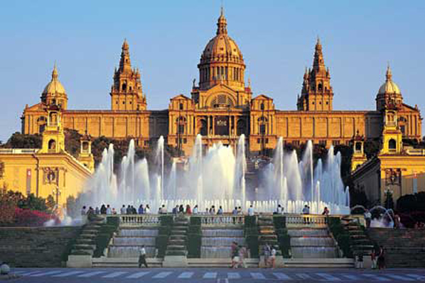 Our guide, billy is a naturally born irish storyteller. World Tour And Travel Guide Sightseeing Bus Tours Barcelona City Tours