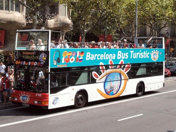 If you're driving a bus, though, you may want insurance on it; Un Paseo Por Barcelona Bus Turistic Barcelona