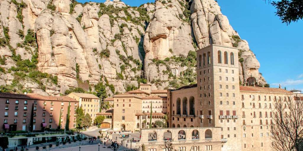 Best Barcelona Day Trip To Montserrat Package