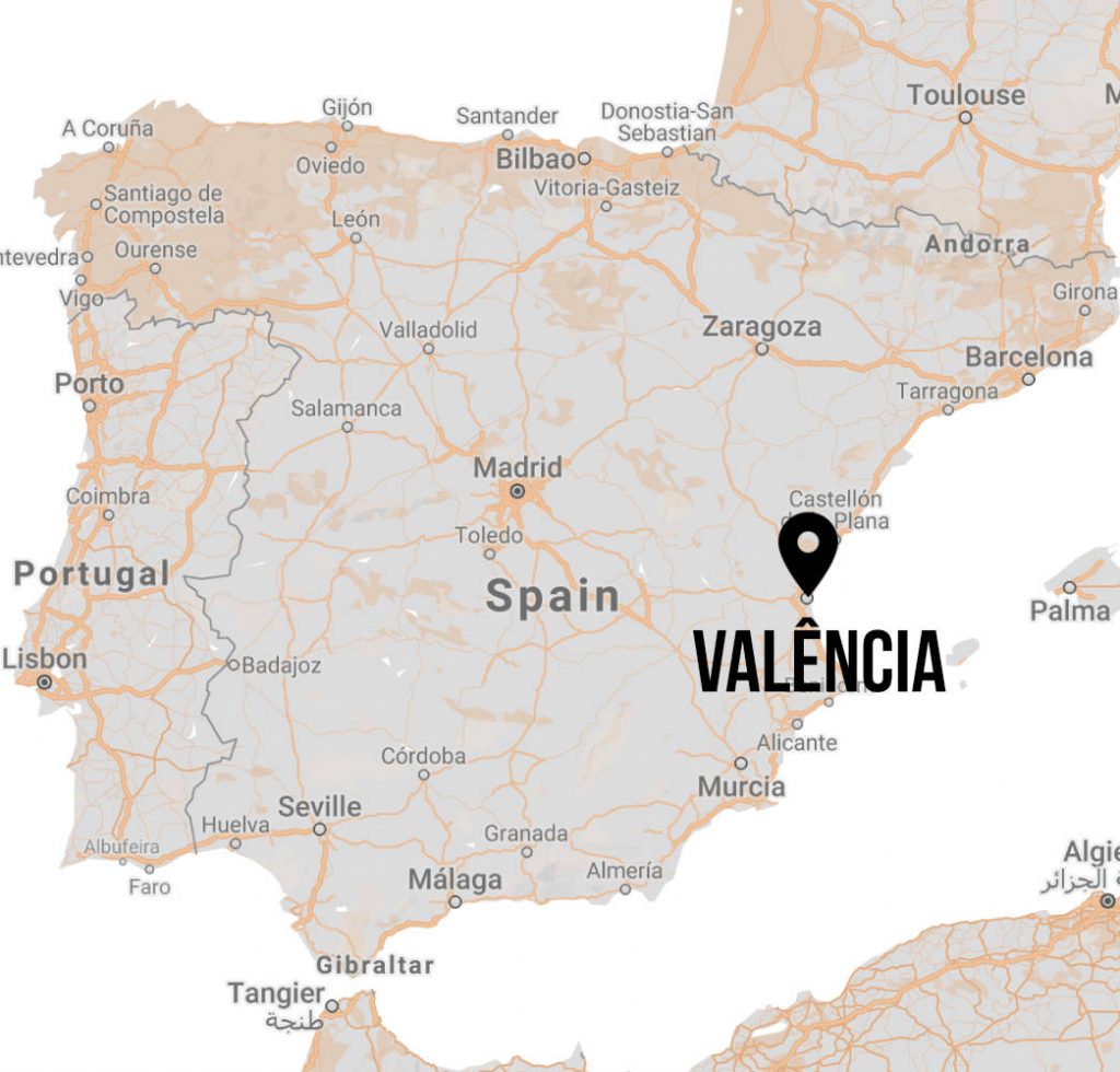 Travel Barcelona Or&nbsp;Valencia