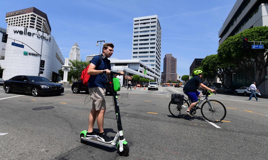 25+ E Scooter Barcelona Tour&nbsp;Package