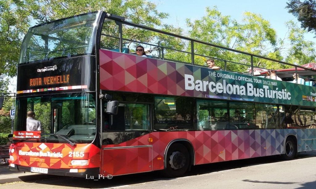 Amazing Barcelona Tour Bus Hop On Hop Off