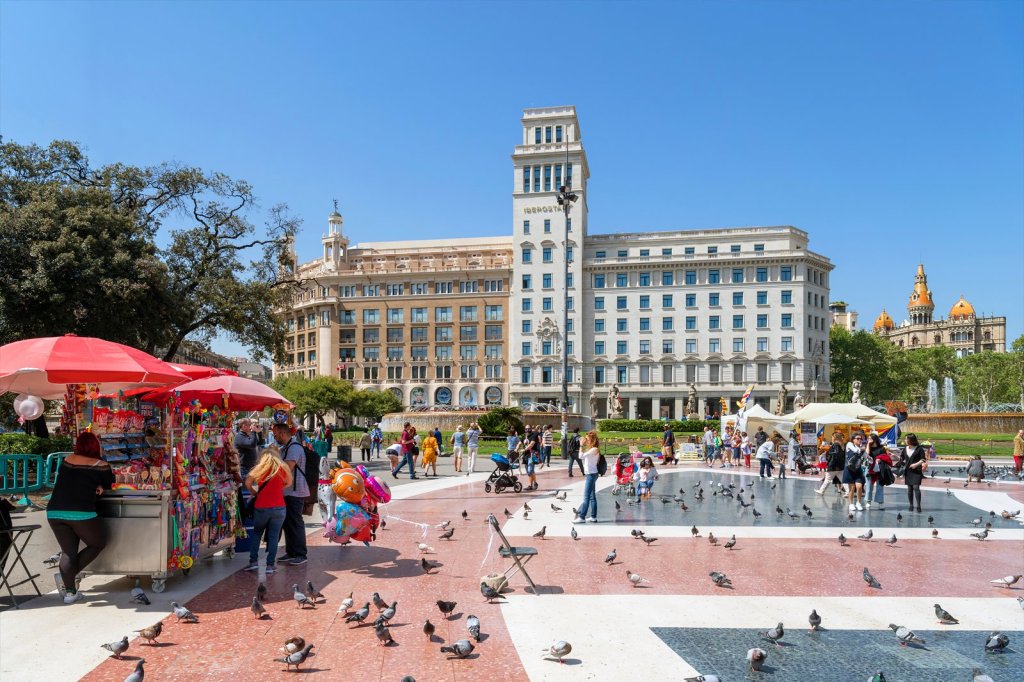 12+ Barcelona Travel Show&nbsp;Packages