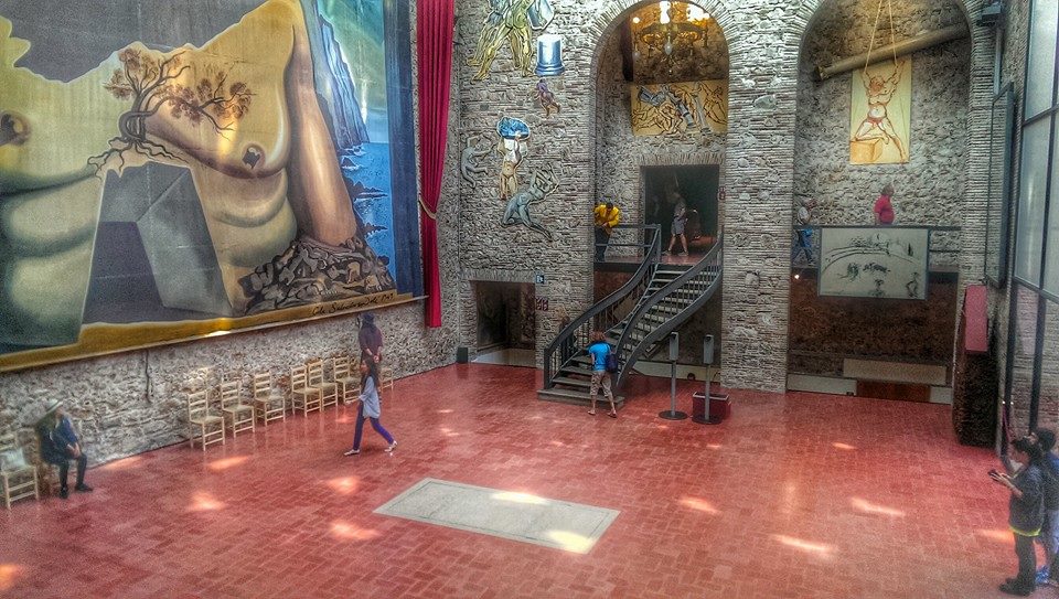 16+ Barcelona Dali Museum Figueres