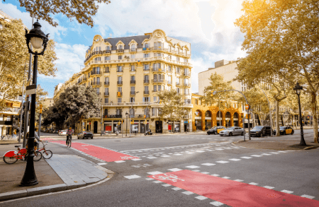 Amazing Touring Barcelona On Your Own&nbsp;Package