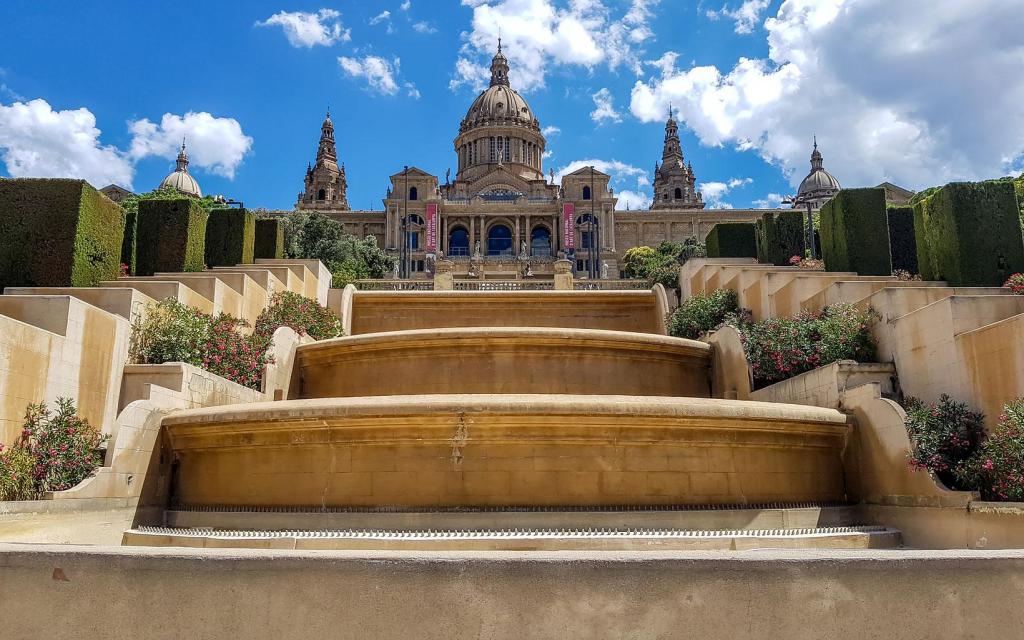 28+ Top Attractions In Barcelona Packages